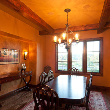Villa on Erickson Dining Room