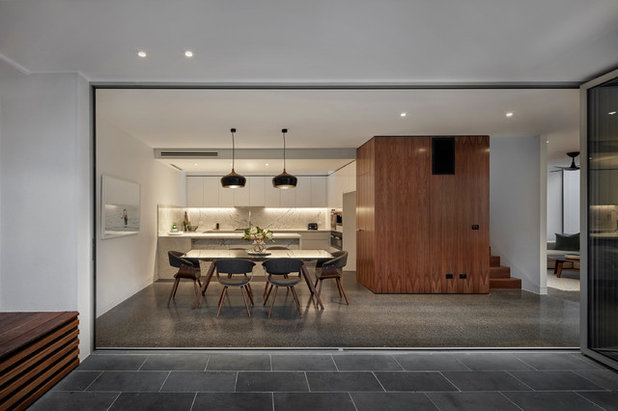 Contemporary Dining Room by Melbourne Design Studios (MDS)