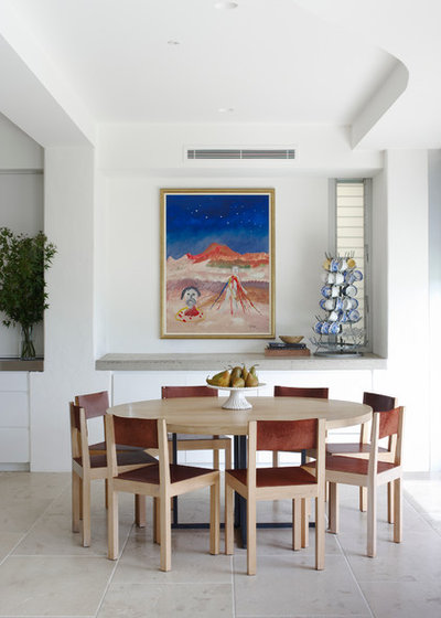 Beach Style Dining Room by Walter Barda Design
