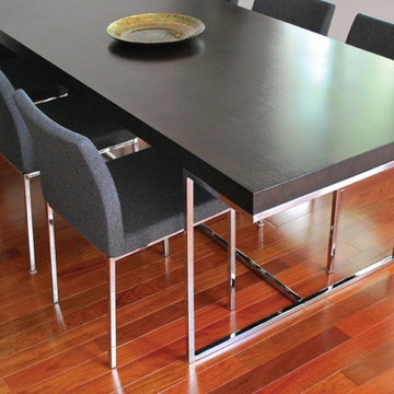 Wenge Oak Madrid Table & Grey Aria Chrome Dining Chair