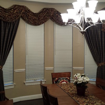 Western Style Dining Room in Las Colinas