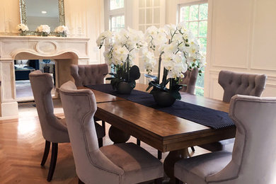 Example of a transitional dining room design in Chicago