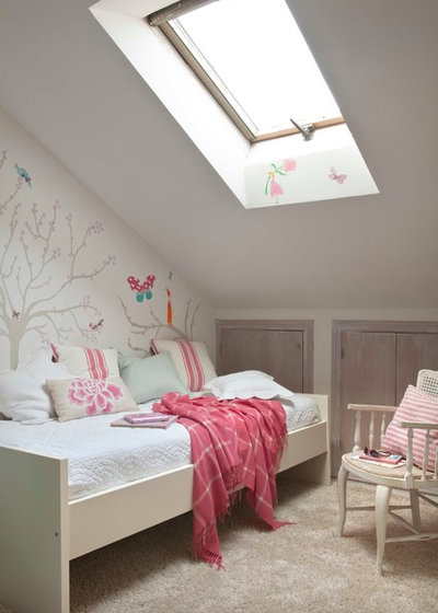 Romántico Dormitorio infantil by Dafne Vijande - decoración e interiorismo
