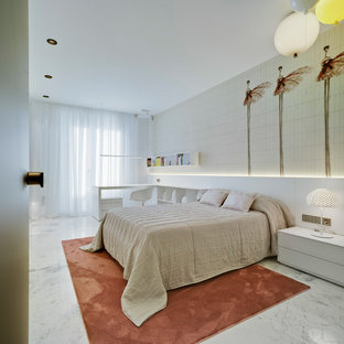 Foto de dormitorio infantil contemporáneo con suelo blanco