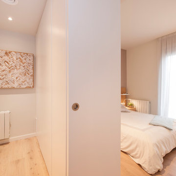 Dormitorio con vestidor | Reforma de piso en Poblenou (Barcelona)