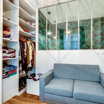 Un studio parisien, malin et féminin