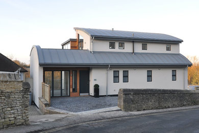 Photo of a contemporary entrance in Oxfordshire.