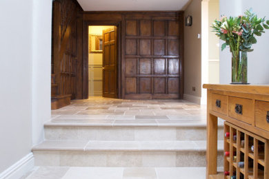 Landhausstil Eingang mit Korridor in Dorset