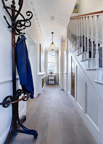 Traditional Entry by Mia Karlsson Interior Design Ltd