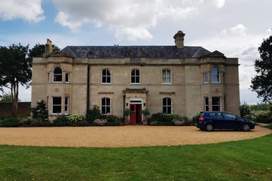 Large classic entrance in Wiltshire.