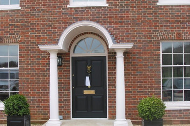 Photo of a classic entrance in Oxfordshire.