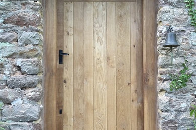 This is an example of a country entrance in Gloucestershire.