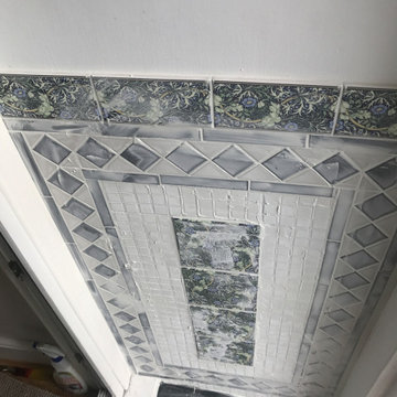 victorian style tiled porch