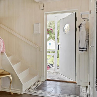 Immagine di un ingresso o corridoio stile shabby