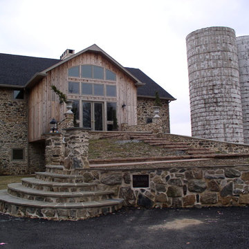 10,000 SF of Barn