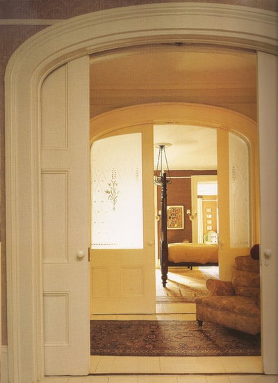 Traditional Entry by Mark Dodge Design