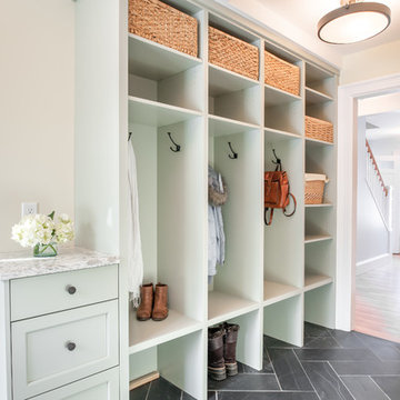 2 Story Addition: Kitchen & Master Suite / Ann Arbor