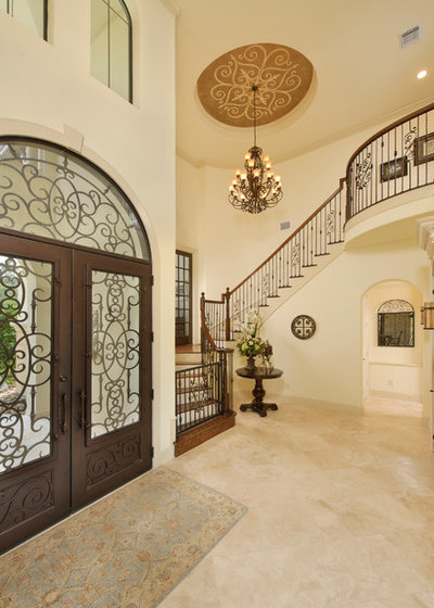 American Traditional Entry by Heavenly Homes