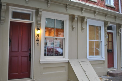 Elegant entryway photo in Baltimore