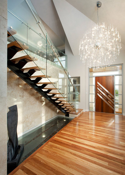 Contemporary Entry by Daniel Lomma Design