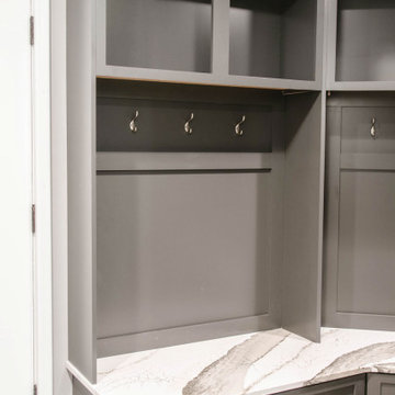 Armbrust Oaks Mudroom