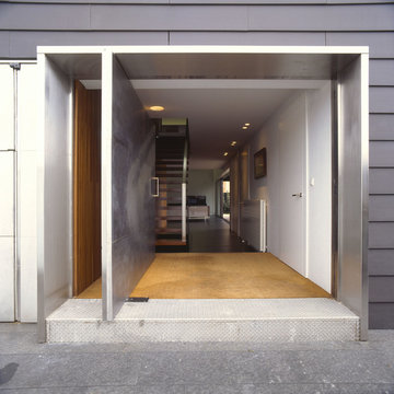 B2 House