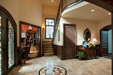 Example of a classic entryway design in Philadelphia
