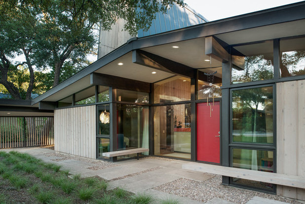 Midcentury Entry by Webber + Studio, Architects