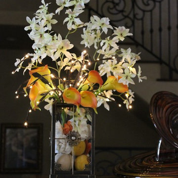 Breakfast at Tiffany's - Brown Glass Lantern with Orange Calla Lilies