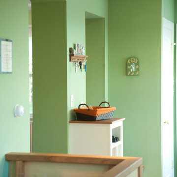 Cheerful Mudroom near West Chester, PA