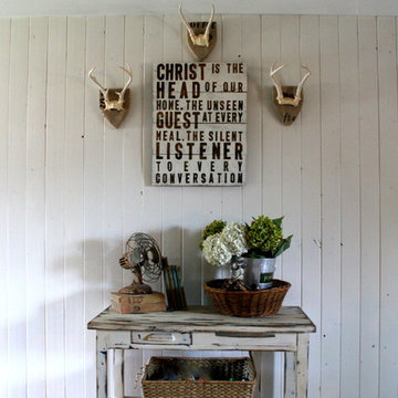 Clean White Cottage Style Living Room