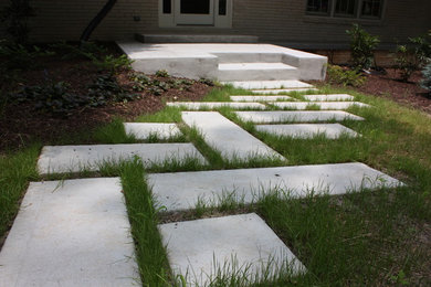 Design ideas for a contemporary landscaping in Atlanta.