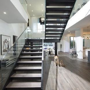 CONTEMPORARY HOME IN FORT LAUDERDALE