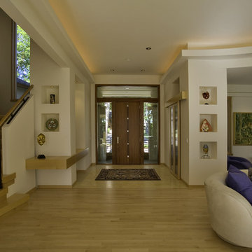 Contemporary on Medicine Lake