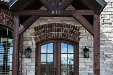 Example of an entryway design in St Louis