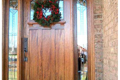 Inspiration for a craftsman entryway remodel in Columbus