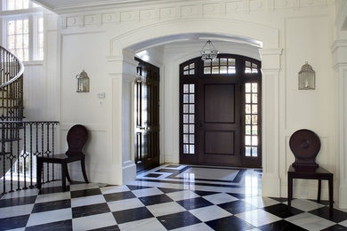 Immagine di un ingresso o corridoio