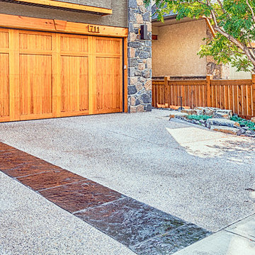 Driveway with Flagstone Insert