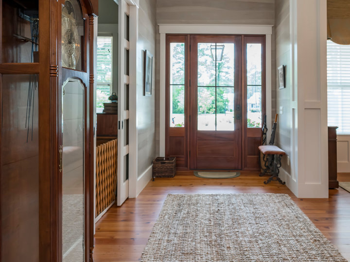 Hall - Mudroom