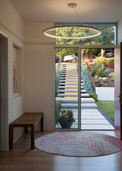 Modern Entry by ODS Architecture