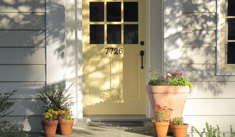 Spring Checklist: Freshen Up Your Home's Curb Appeal