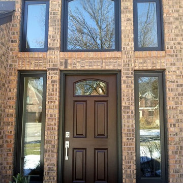 Entry with Fiberglasss Front Door & Andersen Windows