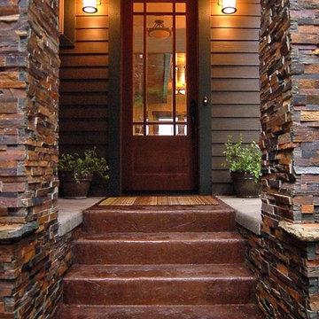Entryway and Columns