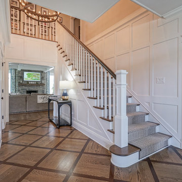 Entryway/ stairwell