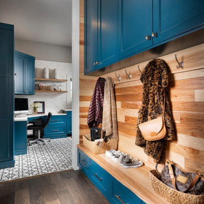 Transitional entryway photo in Other