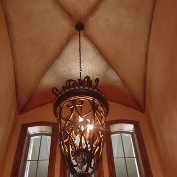 Glazed metallic accent groined ceiling