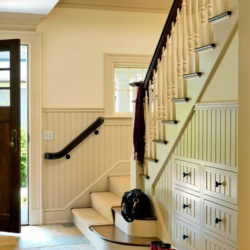 Graceful Gambrel
