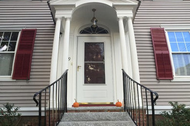 Elegant entryway photo in Boston