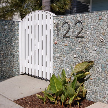 Green Outdoor Pebble Tile Wall