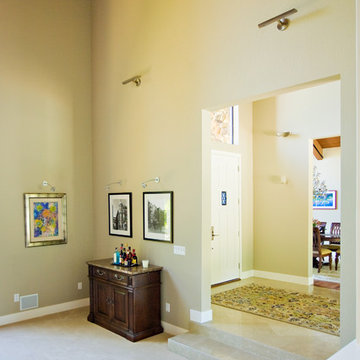 hallway between dining and living areas